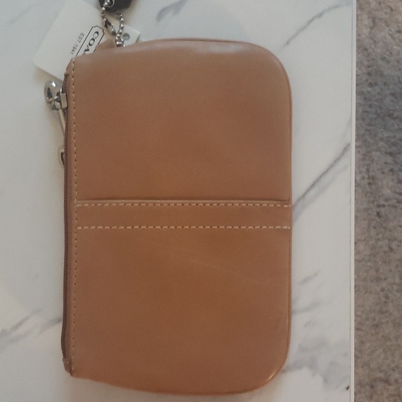 Brown authentic coach wristlet - Picture 2 of 3